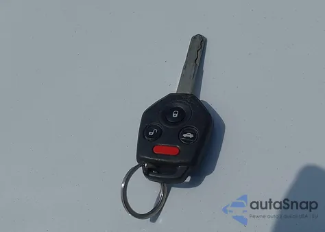 2010 Subaru Legacy 2.5I Limited из США, поврежденный, VIN 4S3BMBK67A3228619